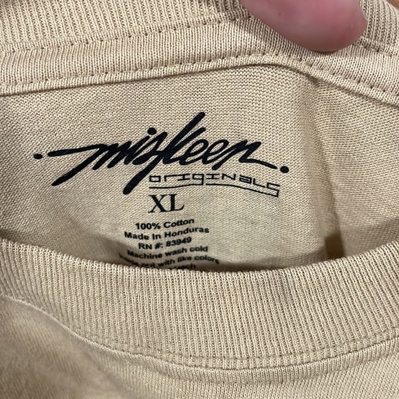 Men’s tee - Picture 3 of 5